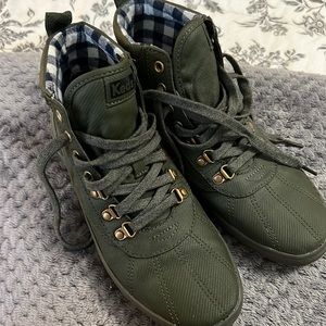 Army Green tennis shoes/booties